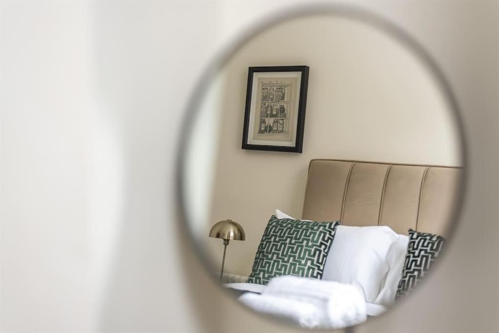 Rowntree One - Stunning Apartment- Grade II Listed يورك المظهر الخارجي الصورة